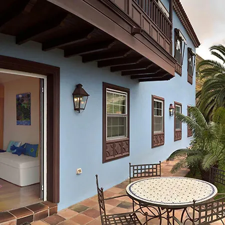 Holiday home Indigo House